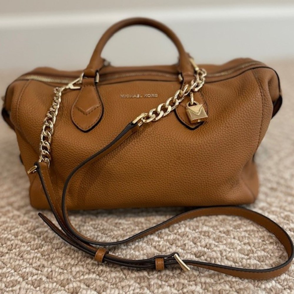 Michael Kors Tote/Shoulder Medium Brown Pebble Satchel!